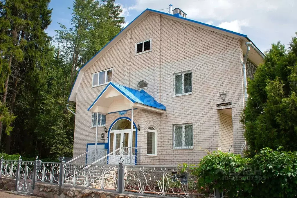 Дом в Смоленская область, Ярцево Дачная ул., 27Б (350 м) - Фото 1