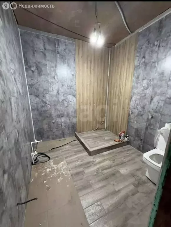 Дом в село Новое Барятино, Лазурная улица (121 м) - Фото 2