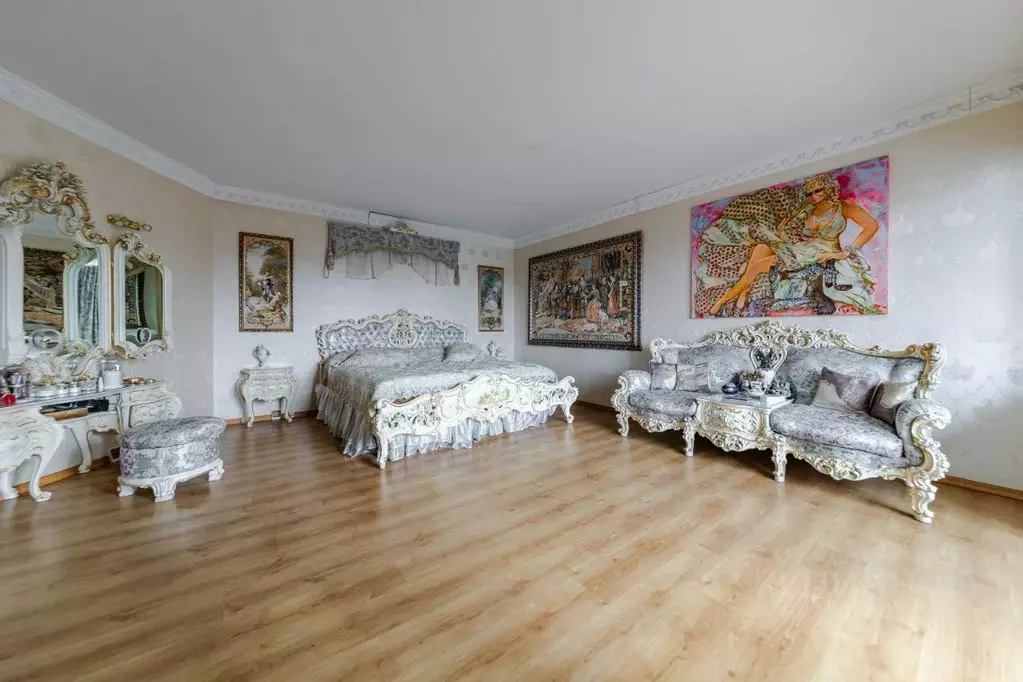 Квартира, 3 комнаты, 146.8 м - Фото 0