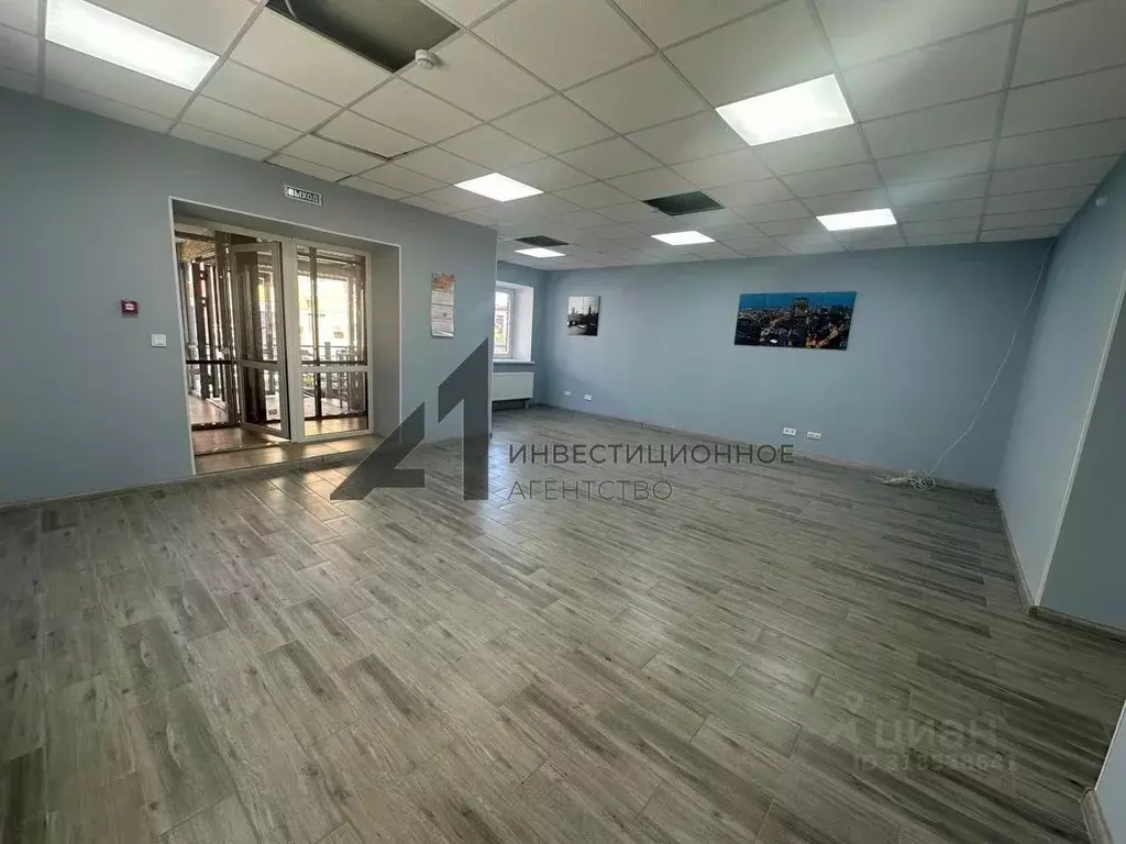 Офис в Тюменская область, Тюмень ул. Дружбы, 73к2 (109 м) - Фото 0