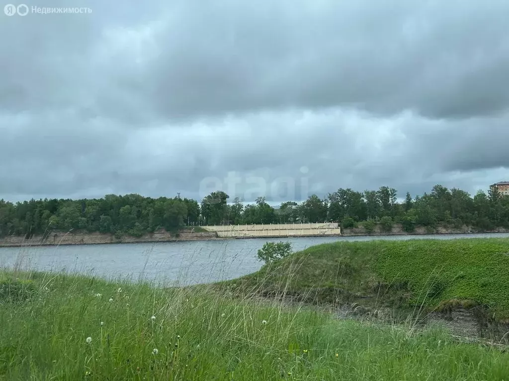 Участок в Волхов, микрорайон Шкурина Горка (13.5 м) - Фото 2
