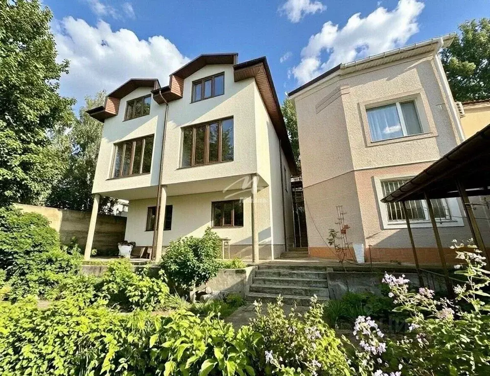 Дом в Севастополь ул. Углицкая, 50 (359 м) - Фото 1