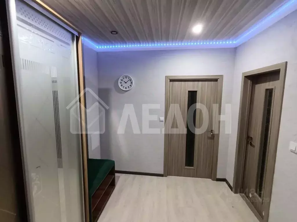 2-к кв. Омская область, Омск Волгоградская ул., 48 (45.3 м) - Фото 0