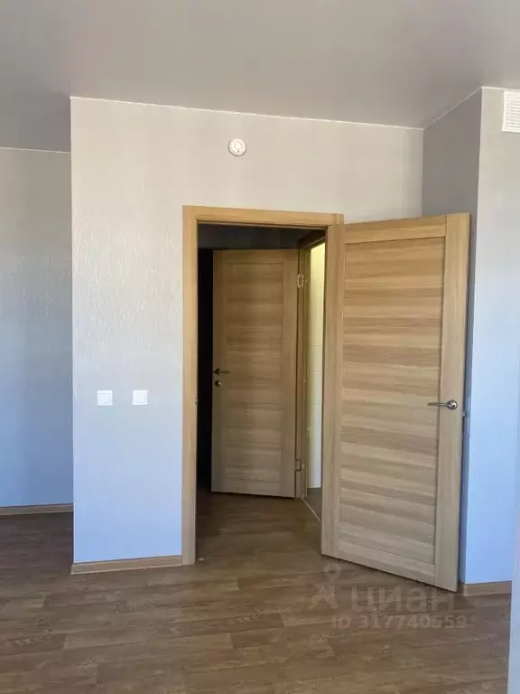 Студия Красноярский край, Красноярск ул. Апрельская, 9А (30.0 м) - Фото 1