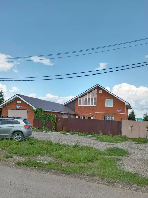 Дом в Башкортостан, Кушнаренковский сельсовет, с. Кушнаренково ул. ... - Фото 1