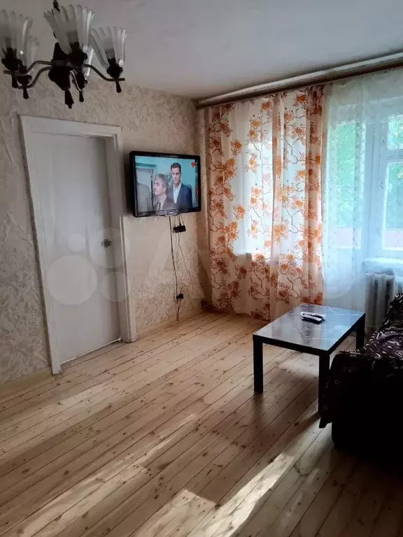 2-к. квартира, 45 м, 2/5 эт. - Фото 0