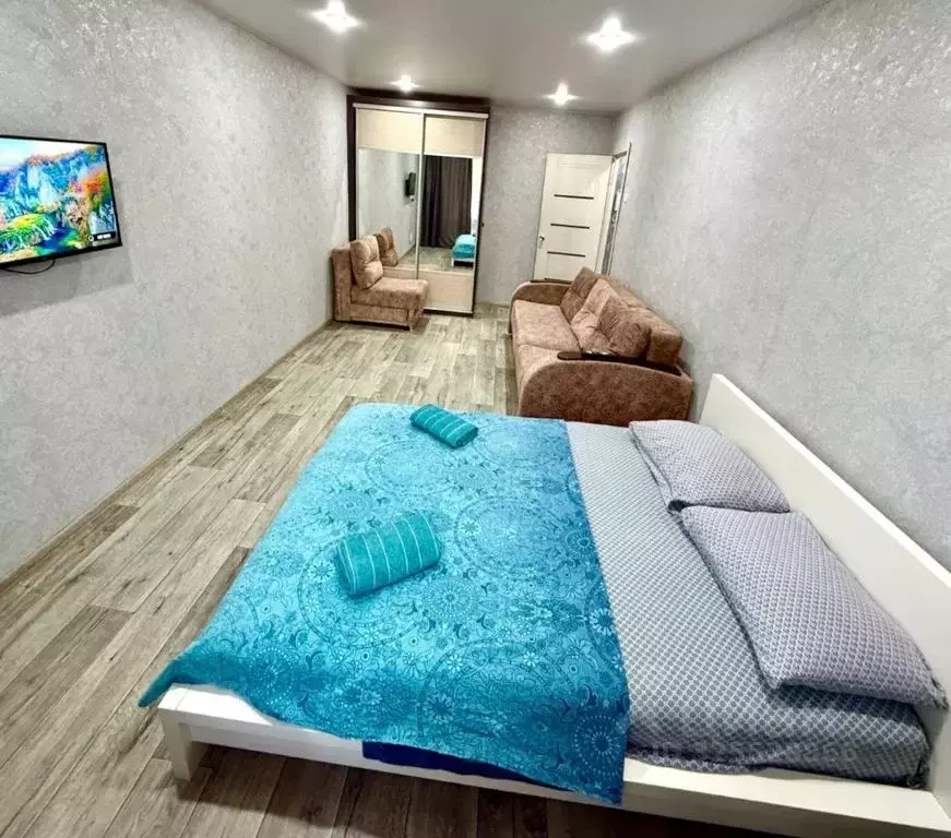 1-к кв. Омская область, Омск наб. Иртышская, 12 (35.0 м) - Фото 2