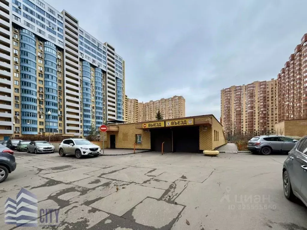 Гараж в Московская область, Реутов Юбилейный просп., 51А (20 м) - Фото 1
