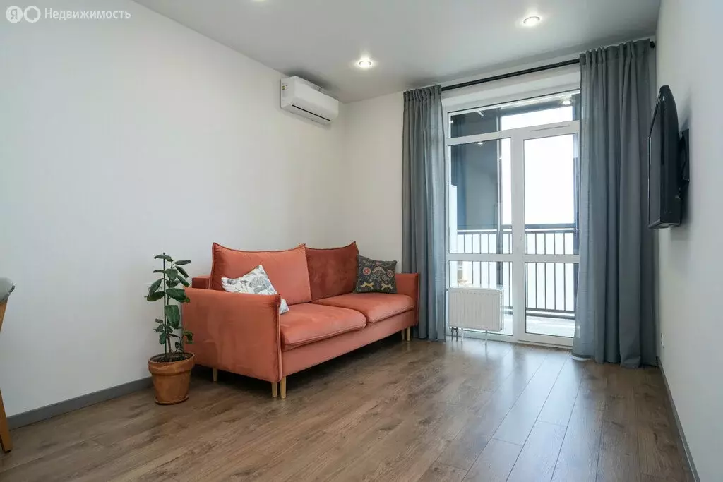 1-комнатная квартира: Казань, улица Разведчика Ахмерова, 9 (37.7 м) - Фото 1