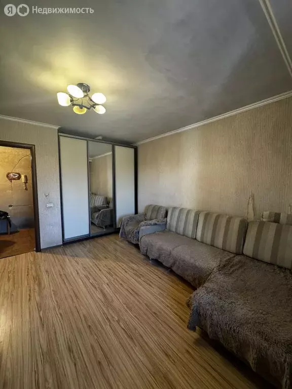 3-комнатная квартира: Брянск, 2-я улица Мичурина, 25 (60.6 м) - Фото 1