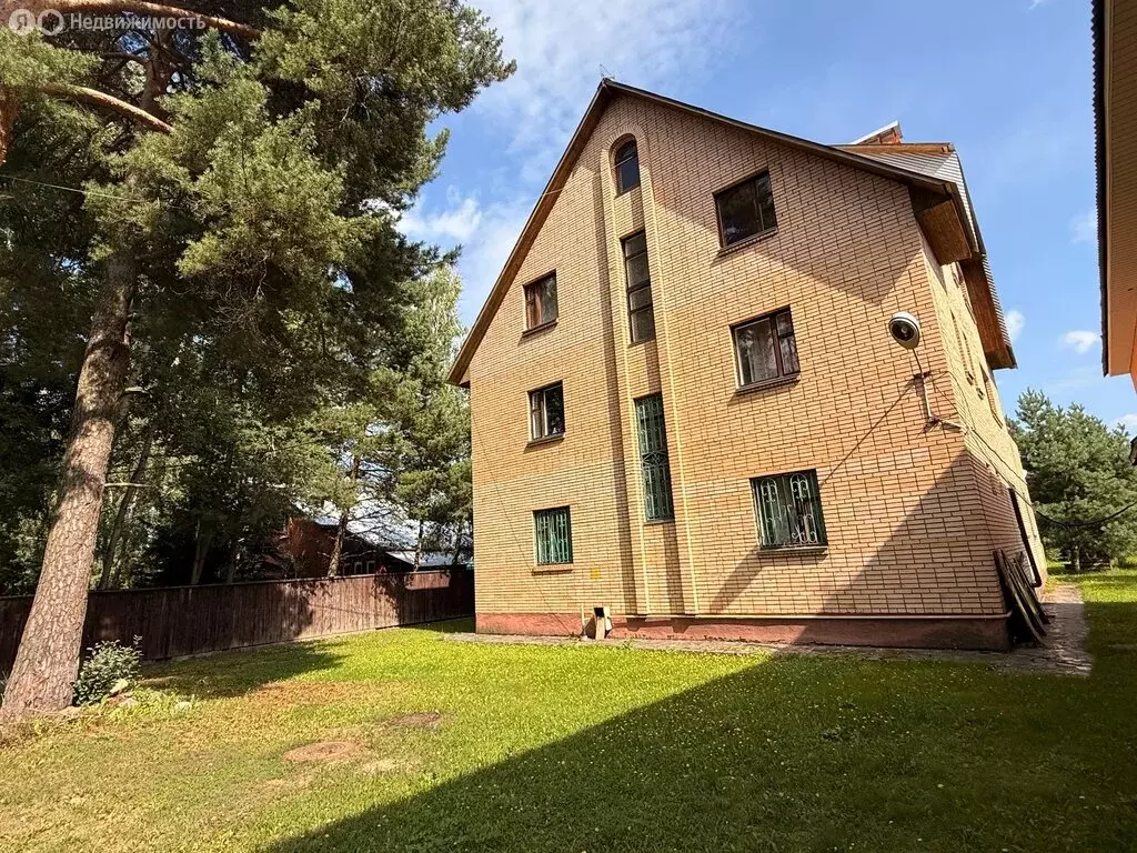 Дом в село Марфино, Усадебная улица, 78 (375.9 м) - Фото 1