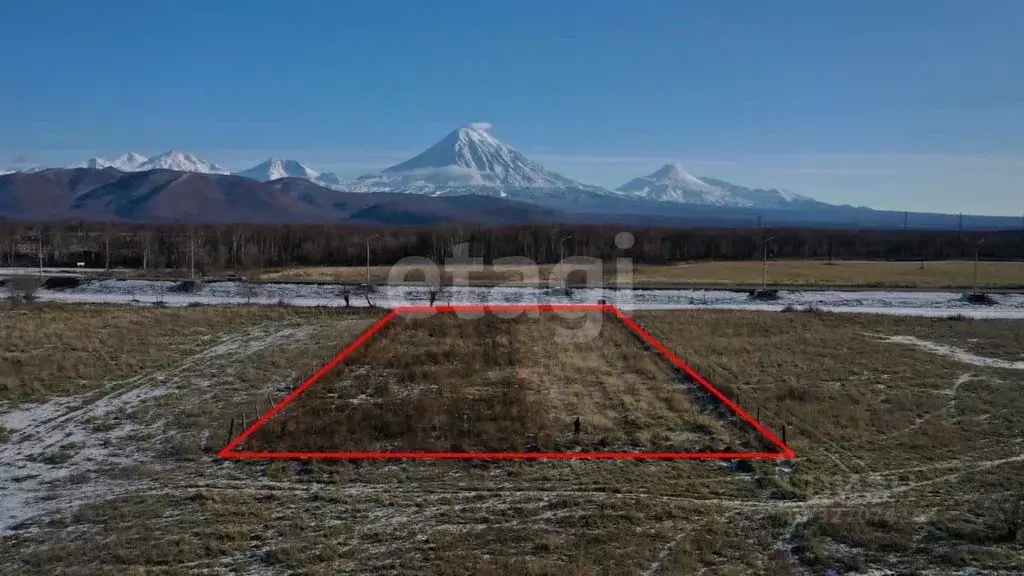 Участок в Камчатский край, Елизовский муниципальный округ, пос. ... - Фото 1