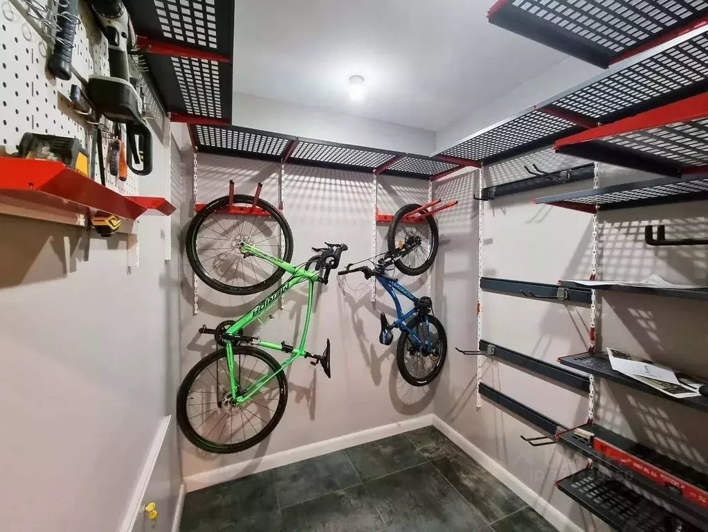 Гараж в Санкт-Петербург просп. Тореза, 118 (10 м) - Фото 1