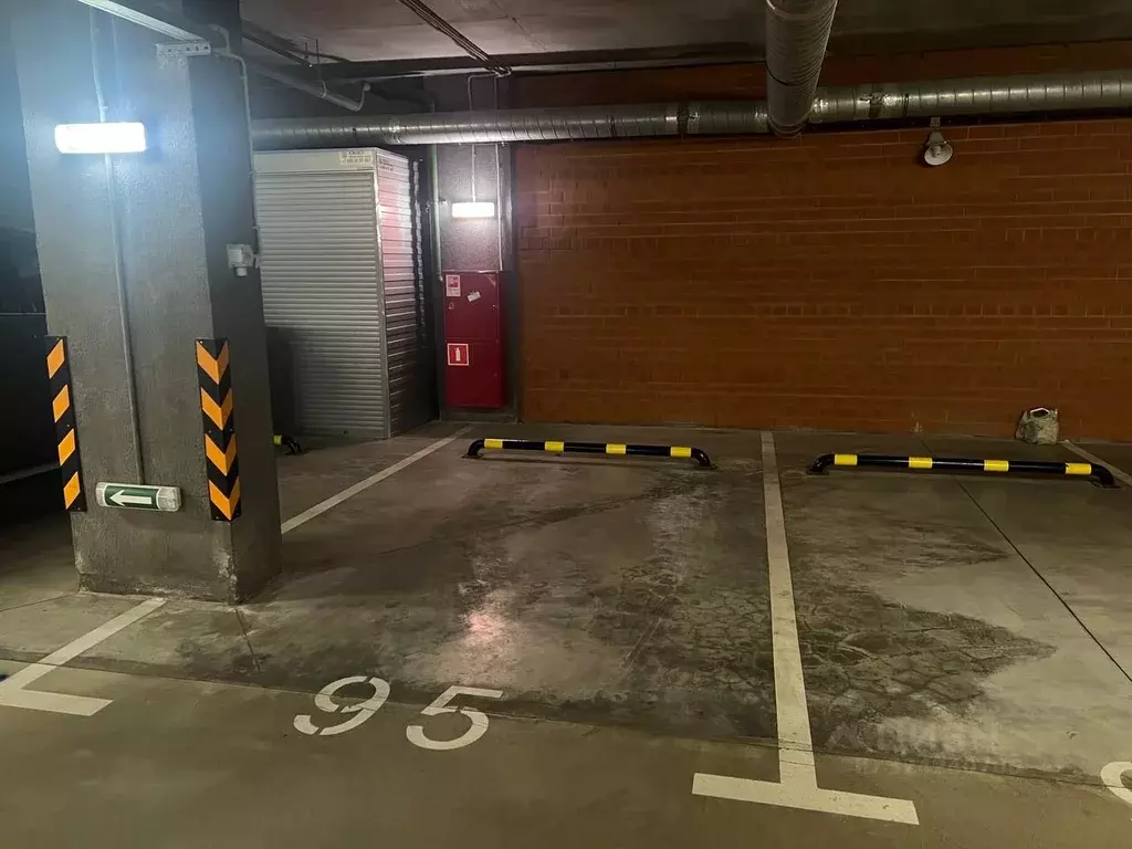 Гараж в Москва 3-я Хорошевская ул., 21с8 (15 м) - Фото 1