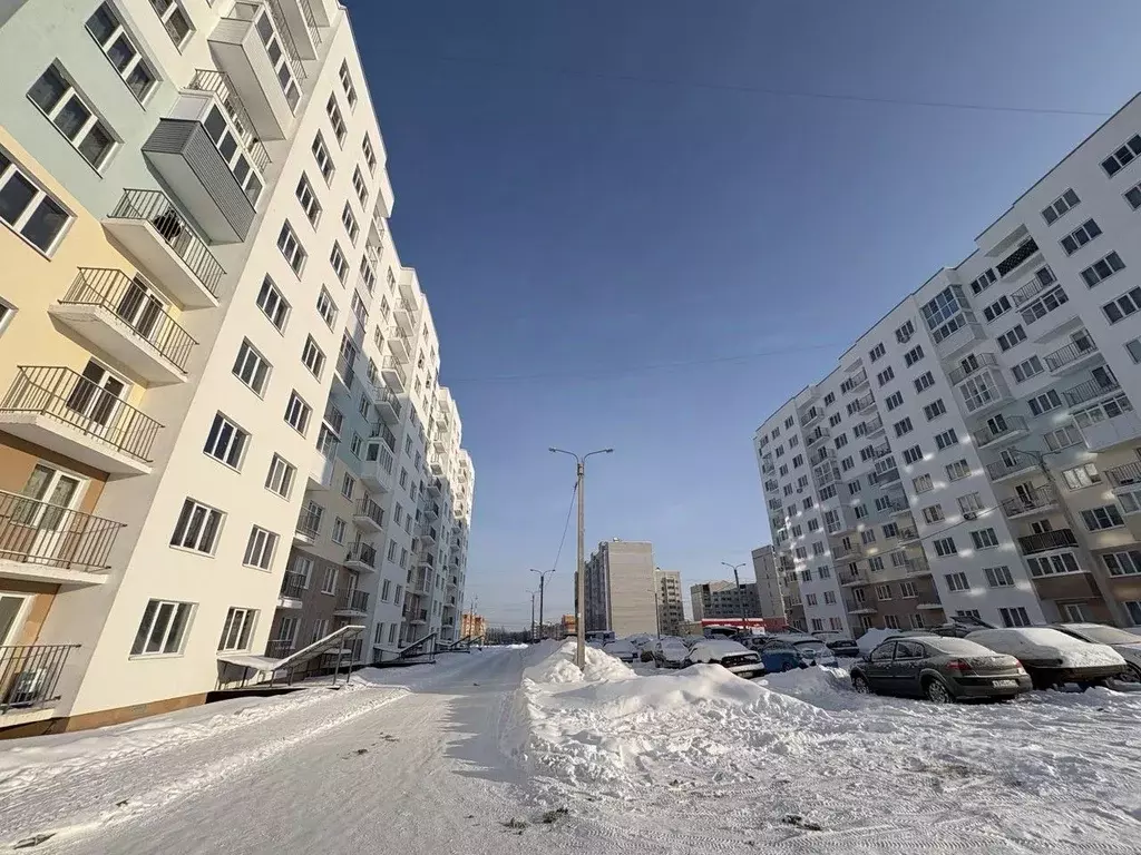 3-к кв. Ярославская область, Ярославль ул. Брагинская, 18к3 (70.0 м) - Фото 2