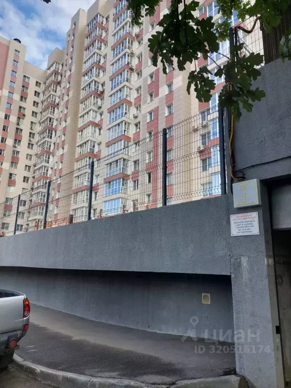 Гараж в Алтайский край, Барнаул Молодежная ул., 136 (15 м) - Фото 0