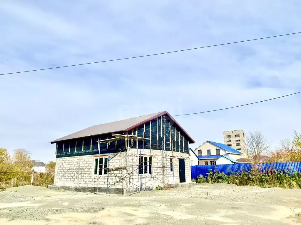 Дом в Сахалинская область, Долинский городской округ, с. Сокол ул. ... - Фото 1