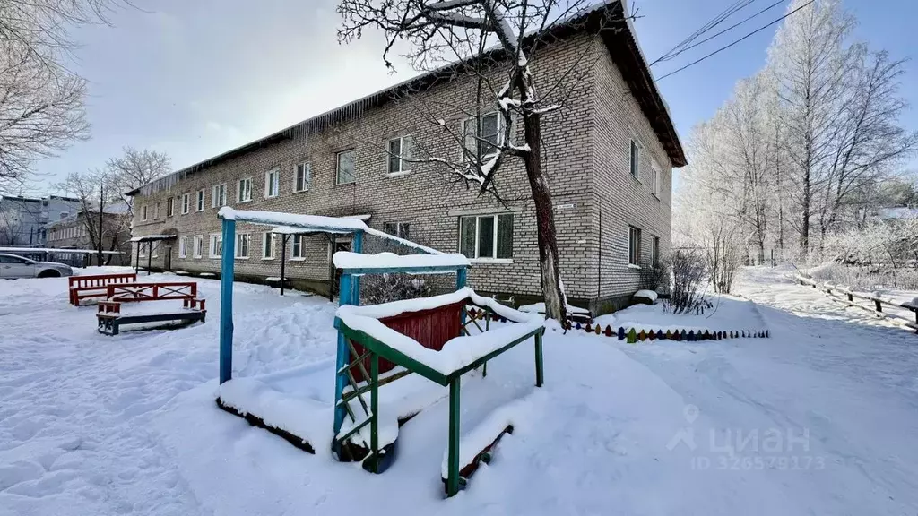 3-к кв. Псковская область, Пушкинские Горы рп ул. Ленина, 21 (52.2 м) - Фото 1