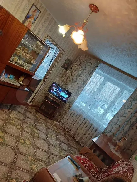 3-к. квартира, 47 м, 1/5 эт. - Фото 0