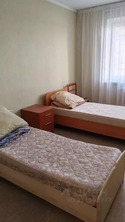 3-к кв. Самарская область, Сызрань ул. Урицкого, 10 (100.0 м) - Фото 1