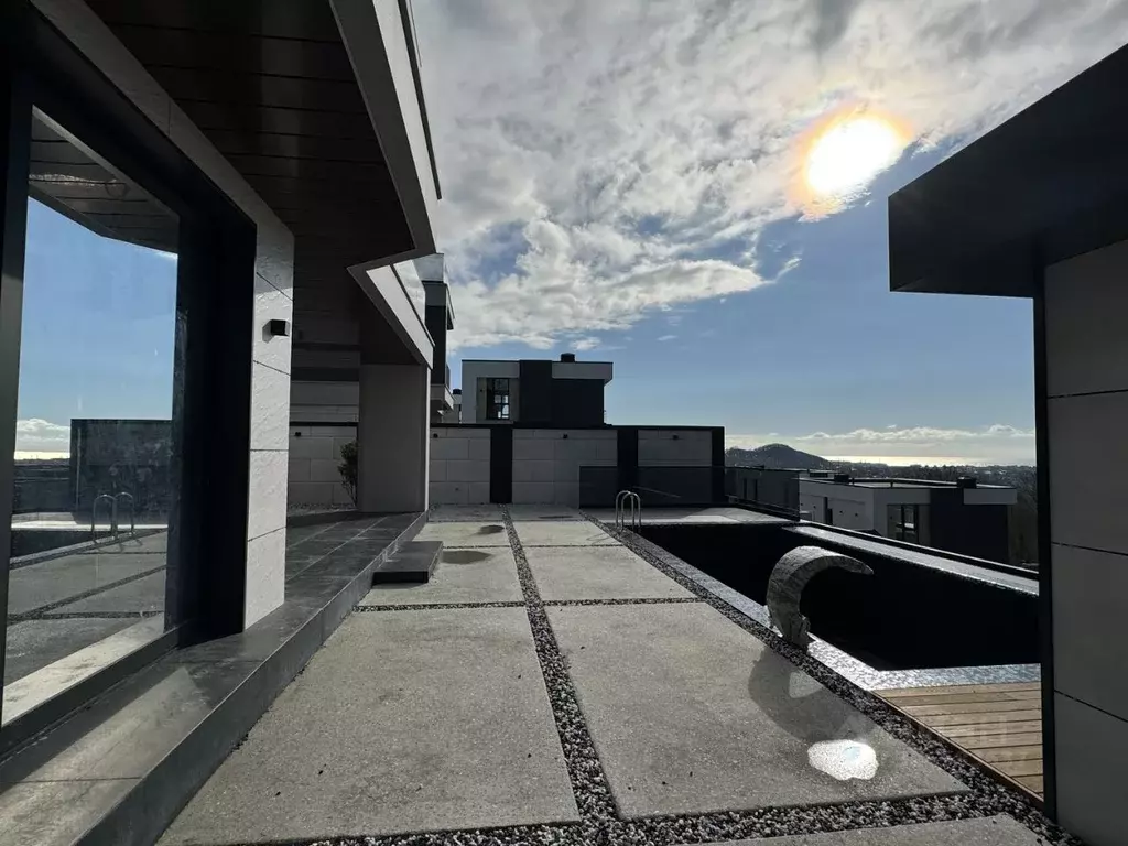 Дом в Краснодарский край, Сочи ул. Ворошиловградская (310 м) - Фото 2