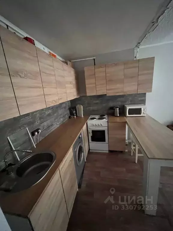 2-к кв. Иркутская область, Усть-Кут Коммунистическая ул., 9 (36.0 м) - Фото 1