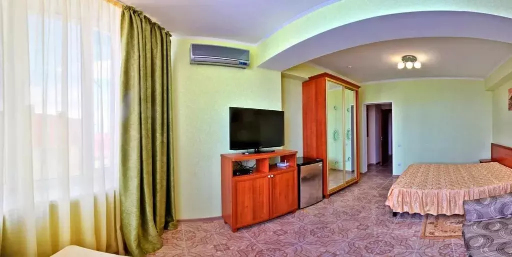 Комната Крым, Алушта муниципальный округ, с. Лазурное ул. Слуцкого, 50 - Фото 2