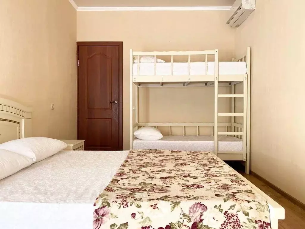 Комната Краснодарский край, Геленджик Степная ул., 42 (18.0 м) - Фото 0