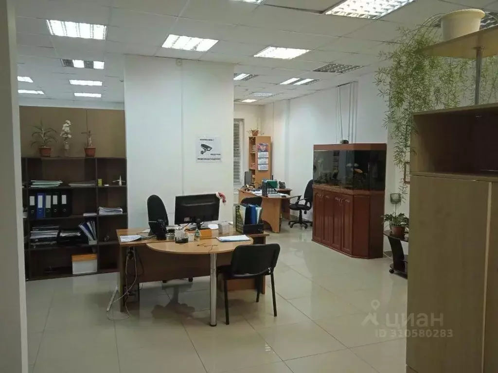 Помещение свободного назначения в Удмуртия, Завьяловский район, с. ... - Фото 0