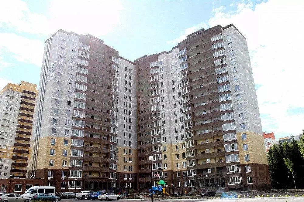 2-к кв. Брянская область, Брянск Степная ул., 2В (65.8 м) - Фото 0