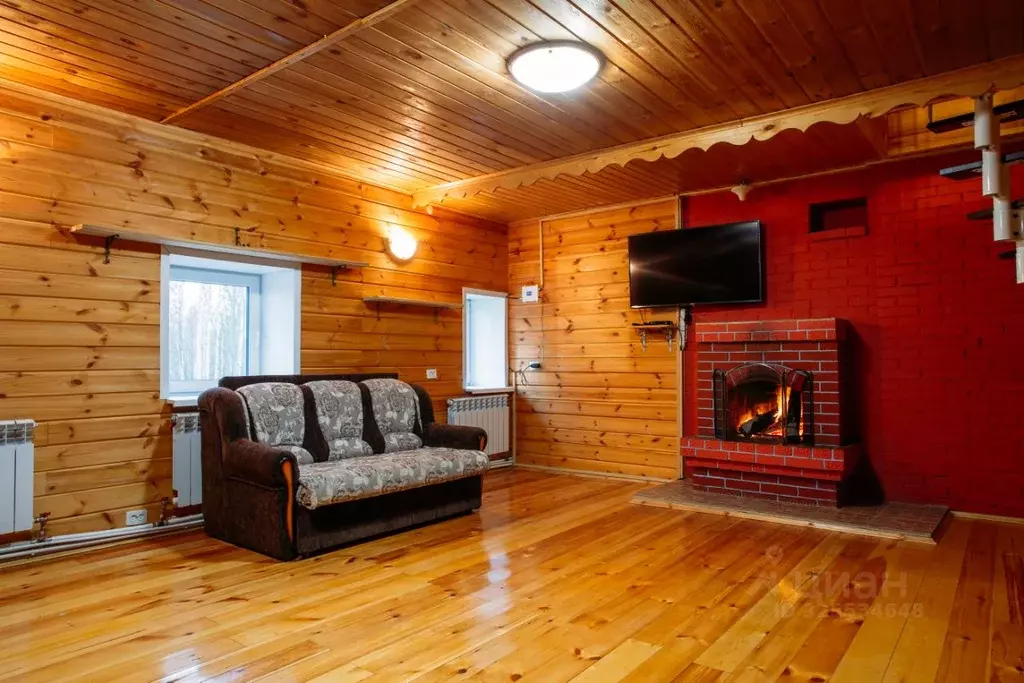 Дом в Свердловская область, Кировградский муниципальный округ, пос. ... - Фото 2