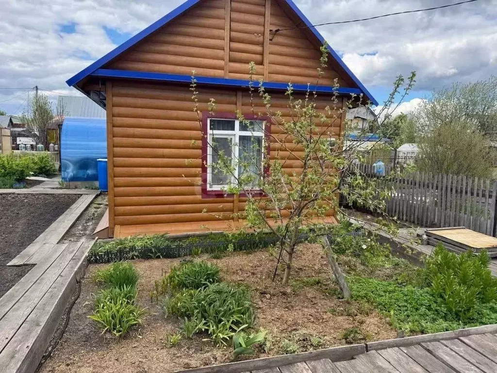 Дом в Тюменская область, Тюмень Салют СНТ, ул. Ягодная (40 м) - Фото 1