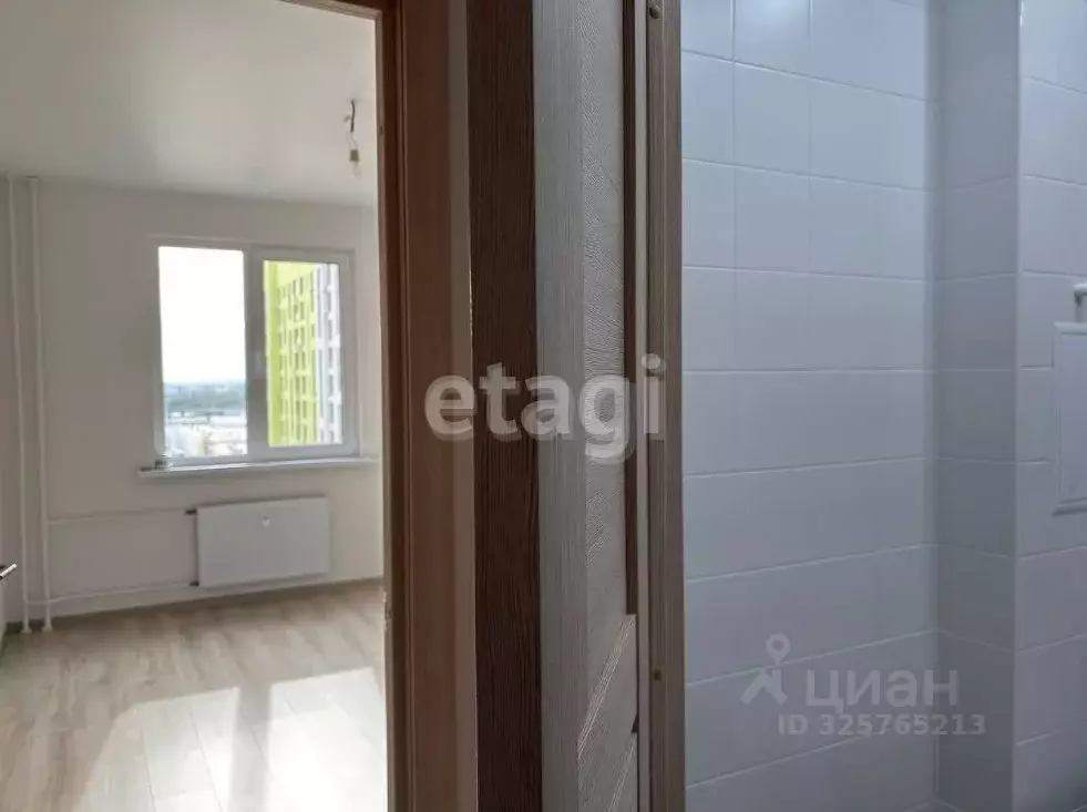 4-к кв. Курская область, Курск ул. Энгельса, 115/3 (84.2 м) - Фото 2