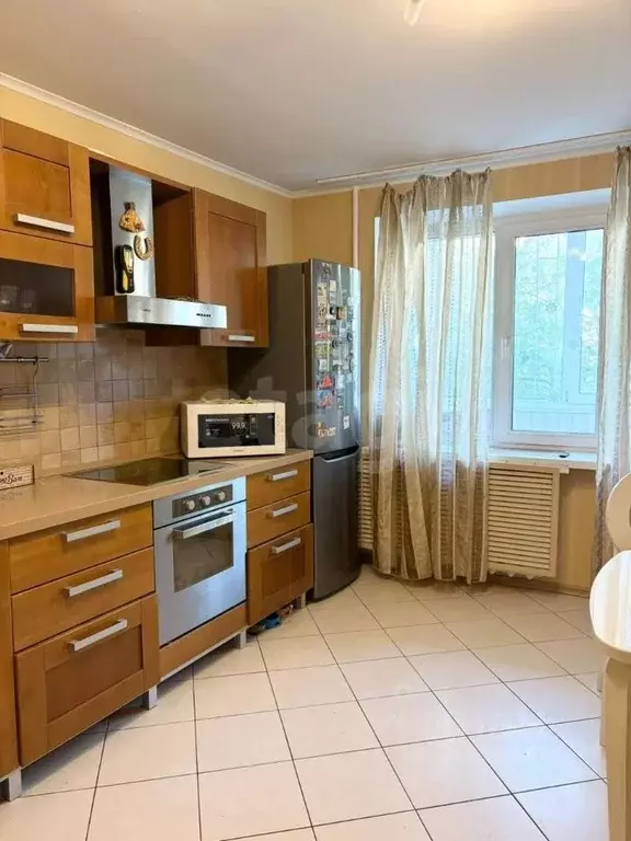 3-к кв. Тюменская область, Тюмень Одесская ул., 46 (85.0 м) - Фото 1