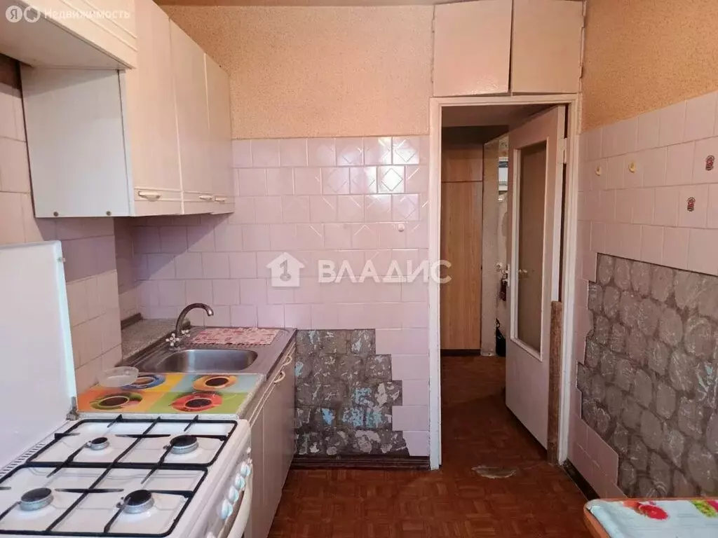 3-комнатная квартира: Нижний Новгород, жилой район Кузнечиха, улица ... - Фото 1