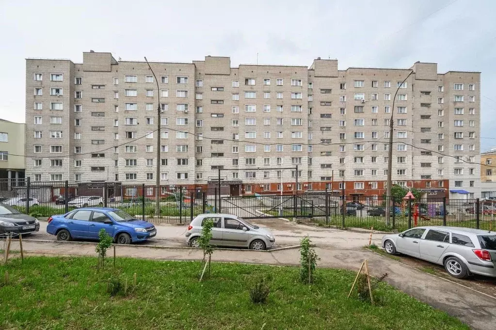 2-к кв. Кировская область, Киров ул. Карла Маркса, 129 (45.8 м) - Фото 0