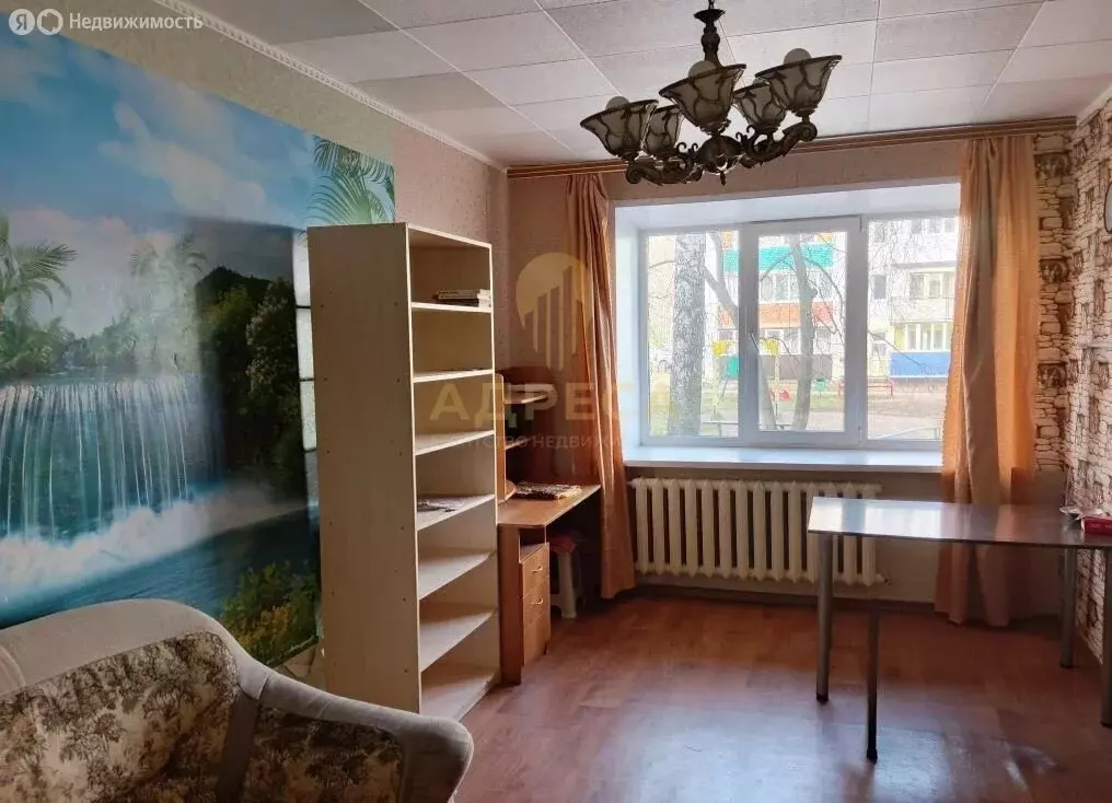 3-комнатная квартира: Благовещенск, улица Комарова, 11 (62.2 м) - Фото 1