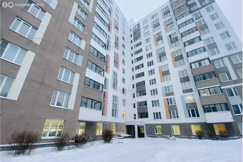 1-комнатная квартира: Екатеринбург, улица Краснолесья, 72 (39 м) - Фото 2