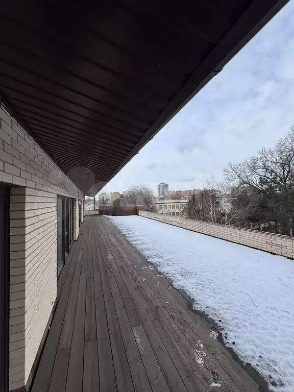 4-к. квартира, 250 м, 3/3 эт. - Фото 1