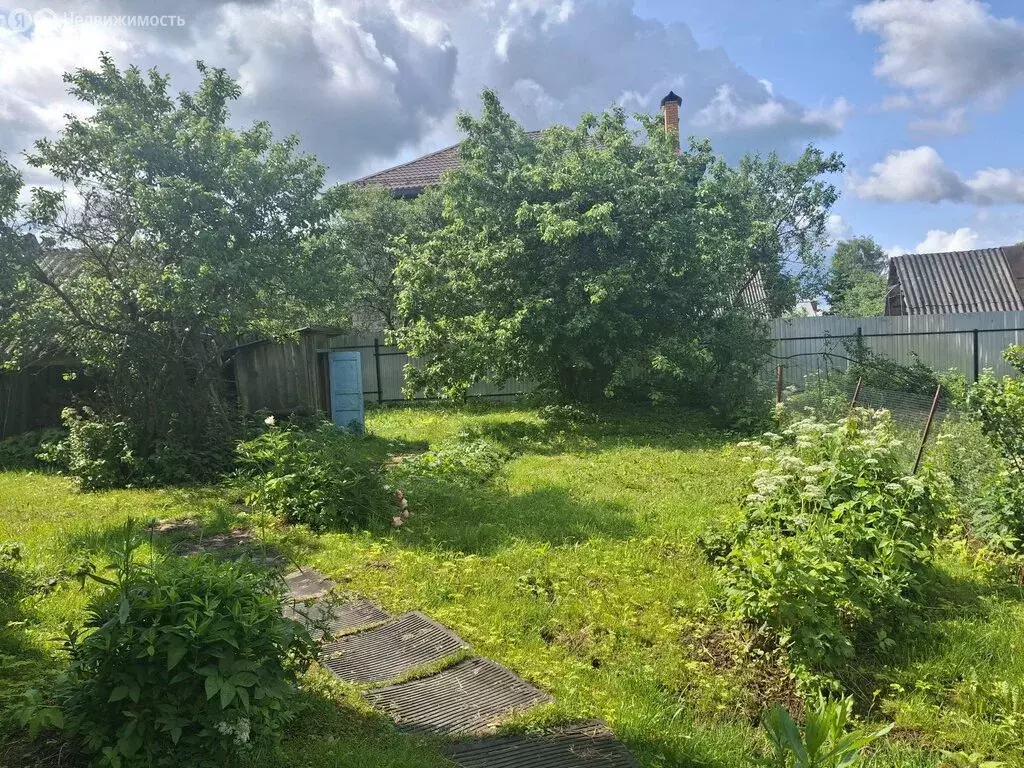 3-комнатная квартира: Медынь, улица Гагарина, 32 (68.8 м) - Фото 0