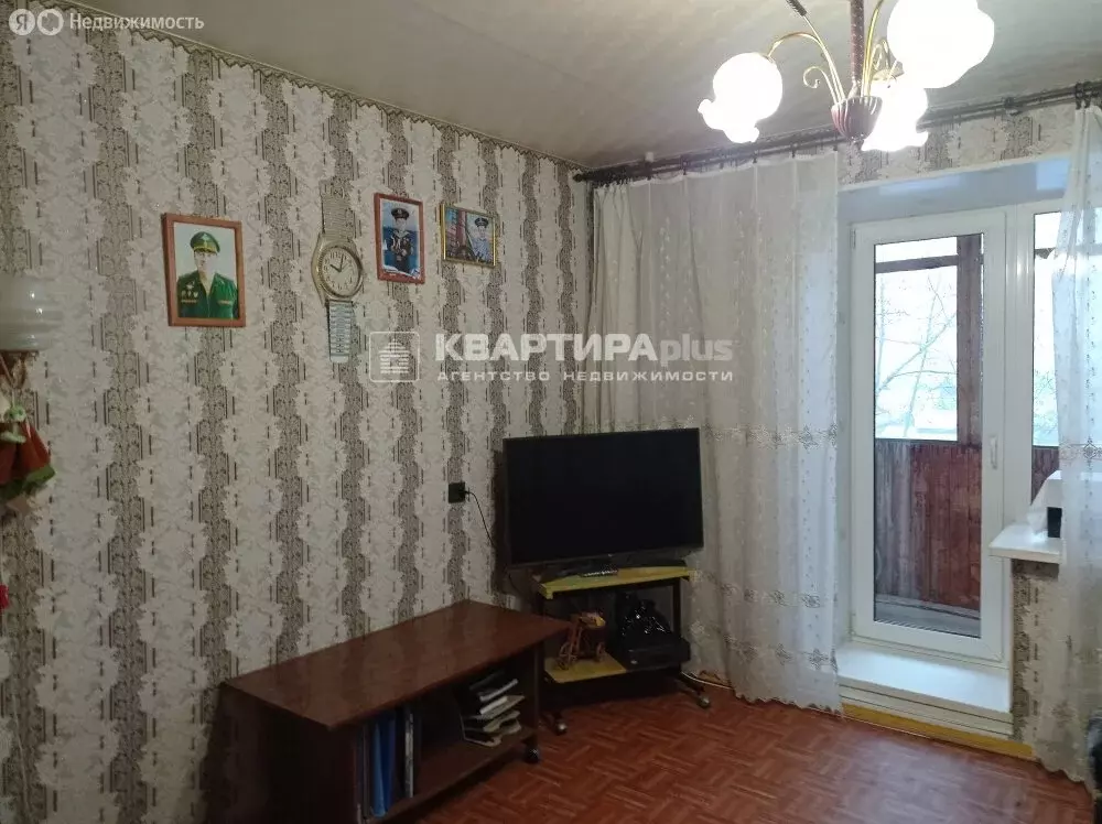 3-комнатная квартира: Кировград, улица Лермонтова, 24 (60.5 м) - Фото 2