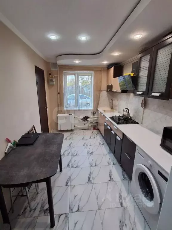 3-к кв. Крым, Кировский район, с. Синицыно ул. Гоголя, 34 (41.7 м) - Фото 1