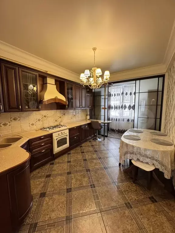 2-к. квартира, 78 м, 2/4 эт. - Фото 0