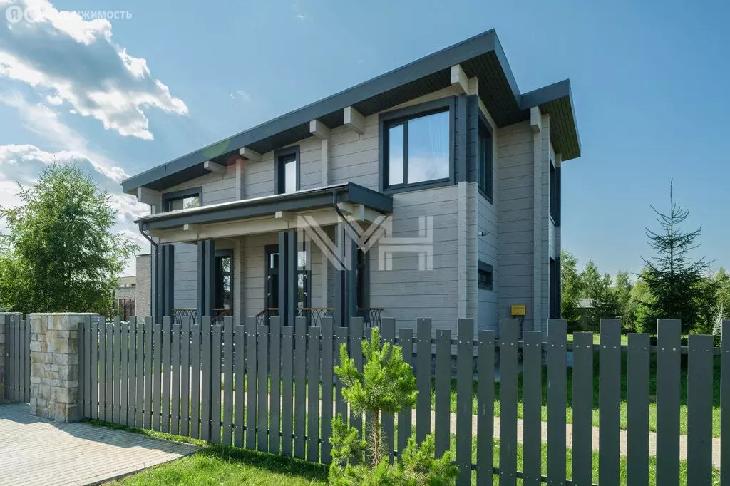 Дом в Наро-Фоминский городской округ, ДНП Голицыно-4 (263 м) - Фото 1