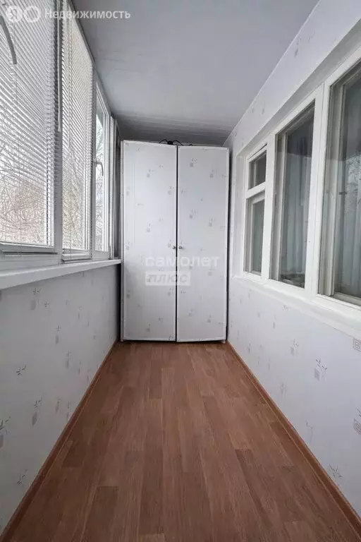 3-комнатная квартира: Оренбург, Просторная улица, 6 (64.7 м) - Фото 2