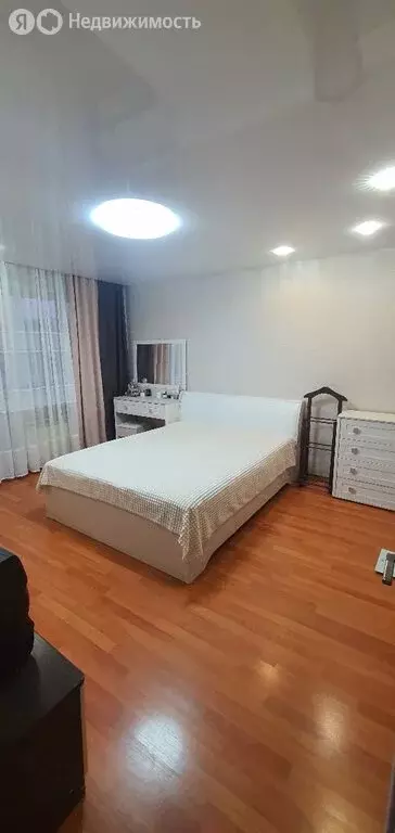 3-комнатная квартира: Усть-Илимск, улица Карла Маркса, 49 (61.1 м) - Фото 1