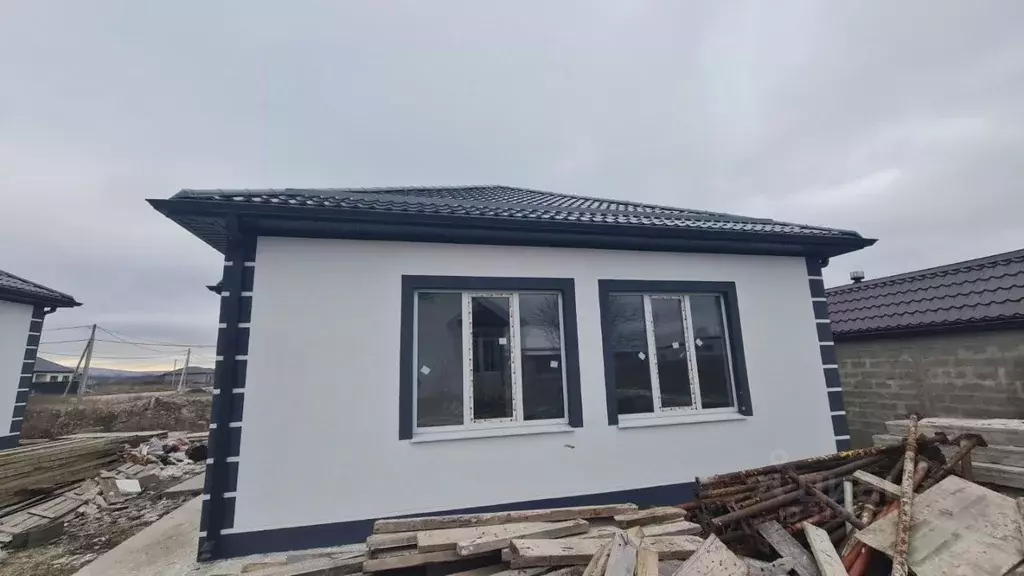 Дом в Краснодарский край, Новороссийск городской округ, Семигорский ... - Фото 1