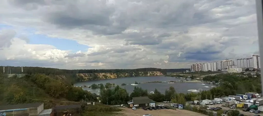 2-к кв. Московская область, Дзержинский Угрешская ул., 18 (57.7 м) - Фото 2