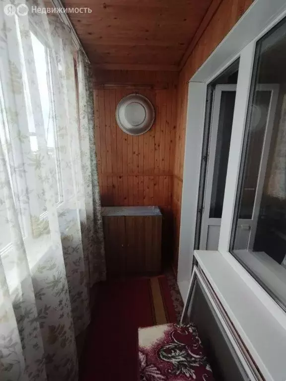 3-комнатная квартира: Киров, улица Пугачёва, 33 (65 м) - Фото 1