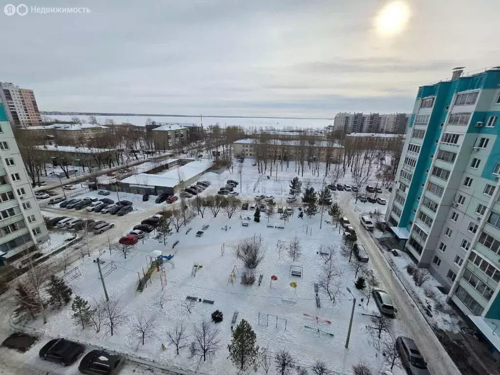 2-комнатная квартира: Челябинск, улица Коммунаров, 94 (64.8 м) - Фото 1